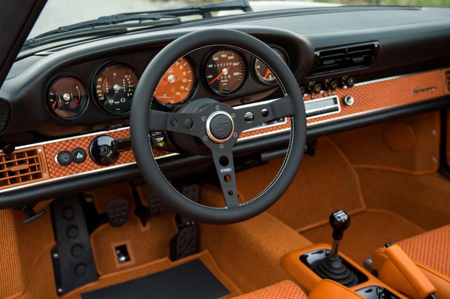 Торпедо Porsche 911 Targa by Singer 2015 года  (фото 13 из 26)